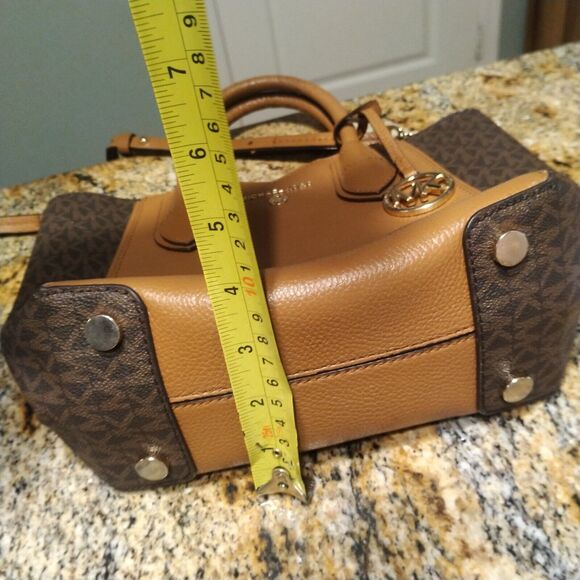 Michael Kors Mae Small Logo and Pebbled Leather Messenger Crossbody Bag Brown - Picture 15 of 16